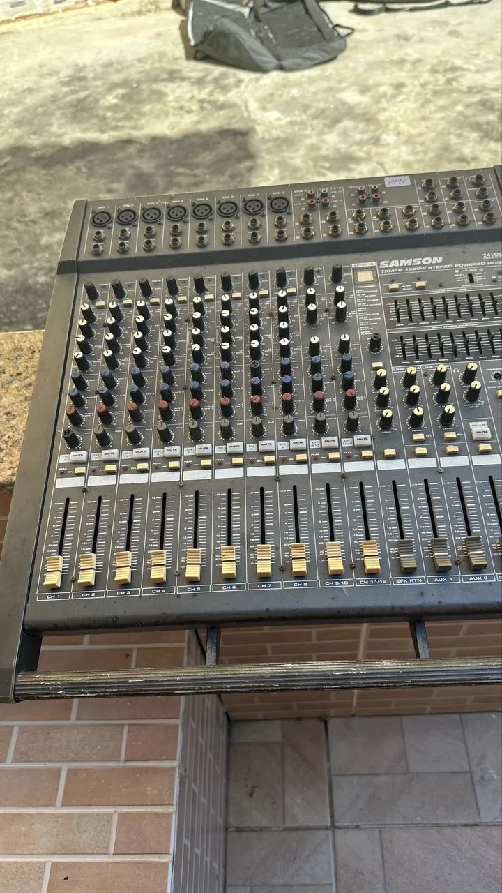 Mixer 16ch e potencia junto - Foto 3