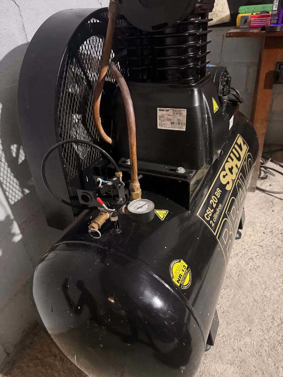 Compressor schulz 20 pés 200 litros  - Foto 3