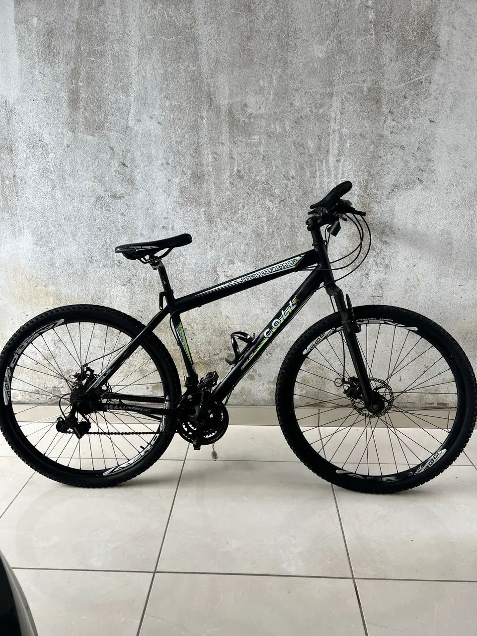 Bicicleta Colli one force - Foto 3
