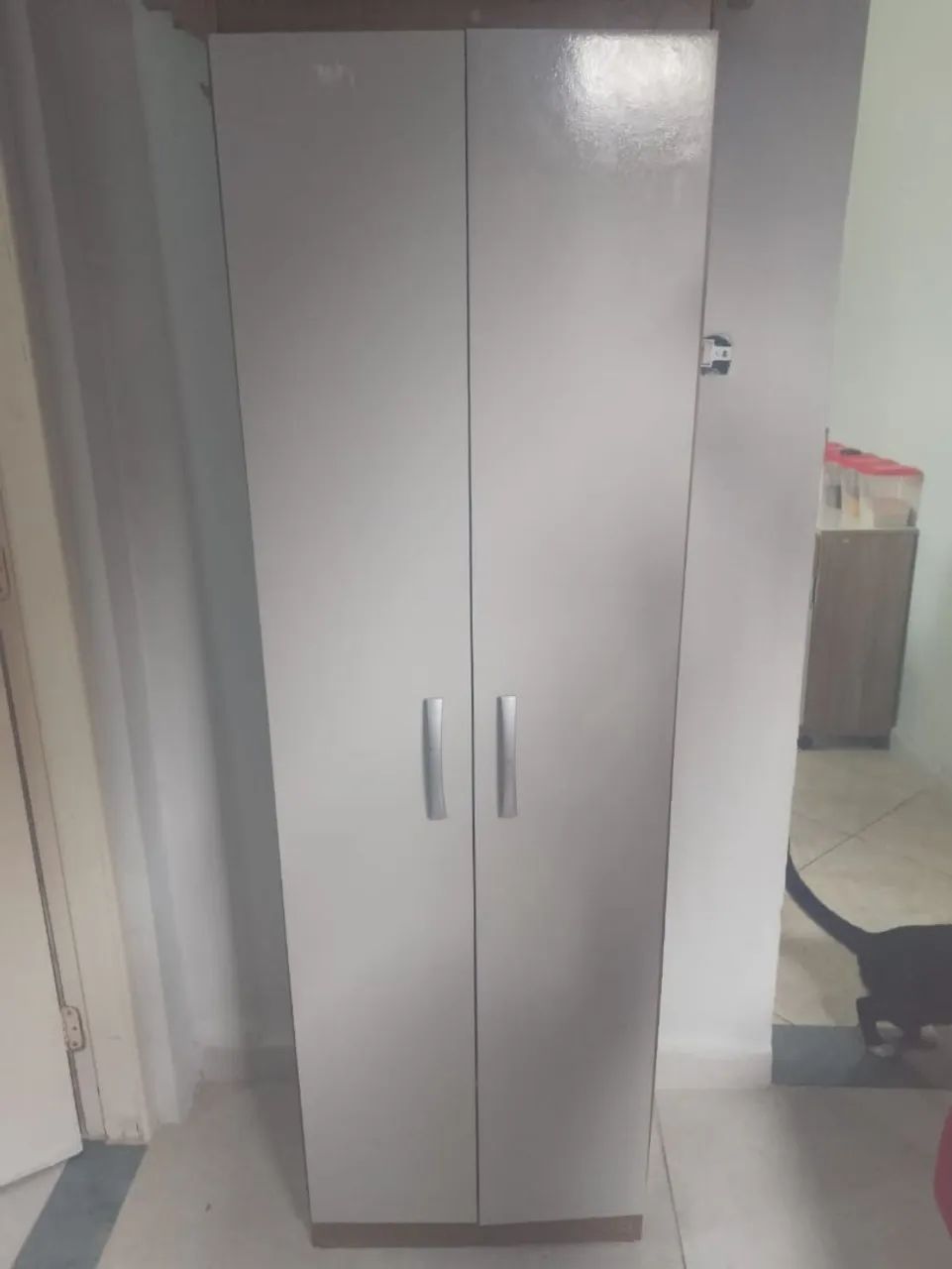 Vendo todos os móveis de uma casa