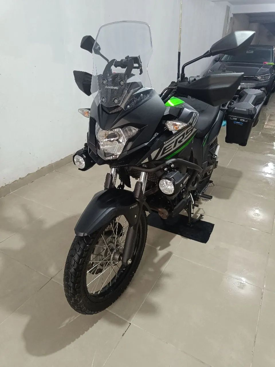 Versys 300 com baixíssimo km - Foto 3