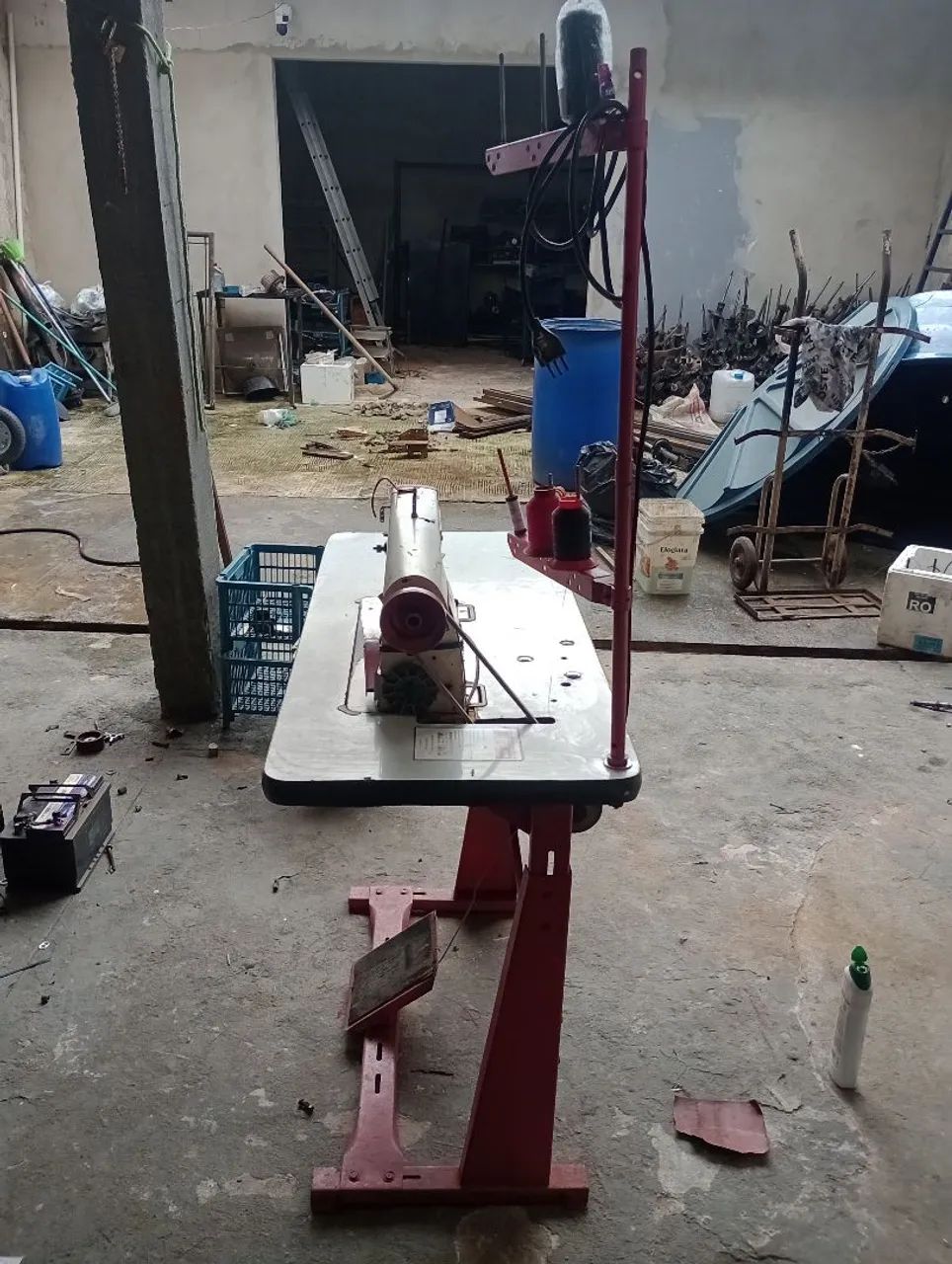 Máquina d costura reta industrial. - Foto 4