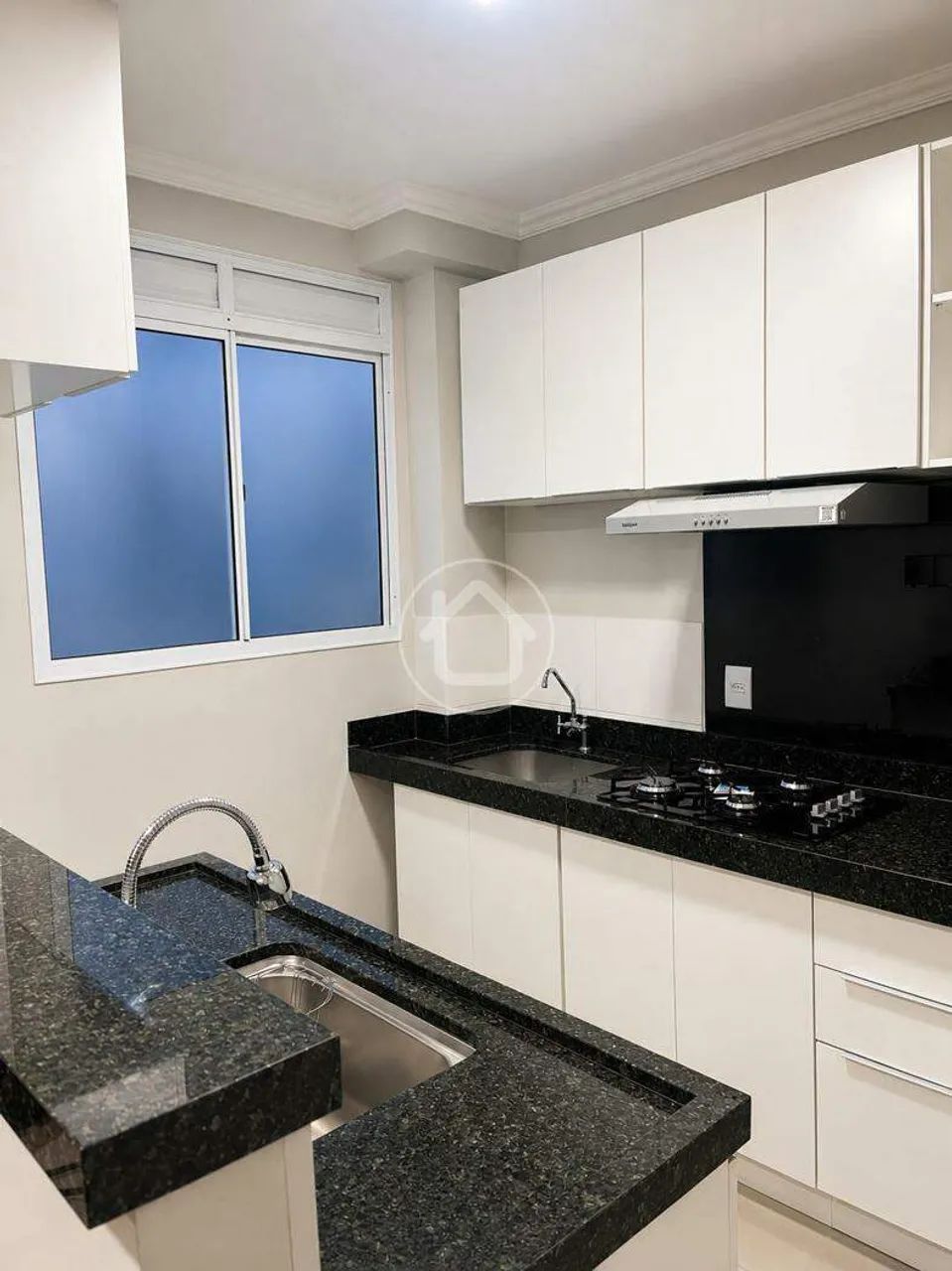 SEMIMOBILIADO E PORCELANATO AO LADO DA UFMS