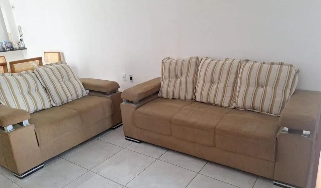 Sofá 3 e 2 lugares