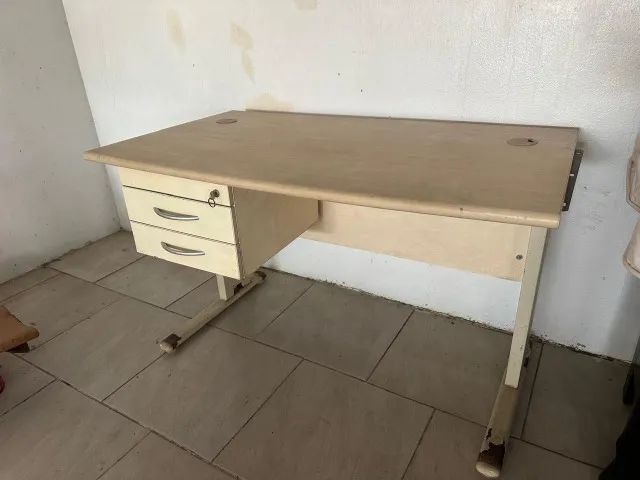 Mesa de Escritório em MDF e Metal (Com Chave) - Foto 5