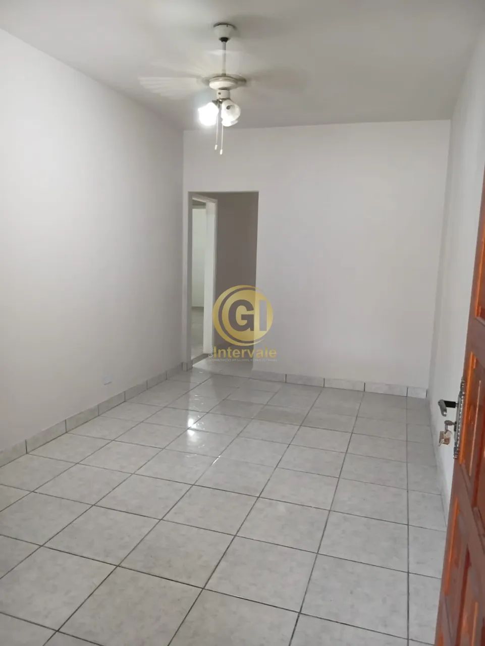 Casa excelente com ambientes amplos e bem distribuídos! - Foto 3