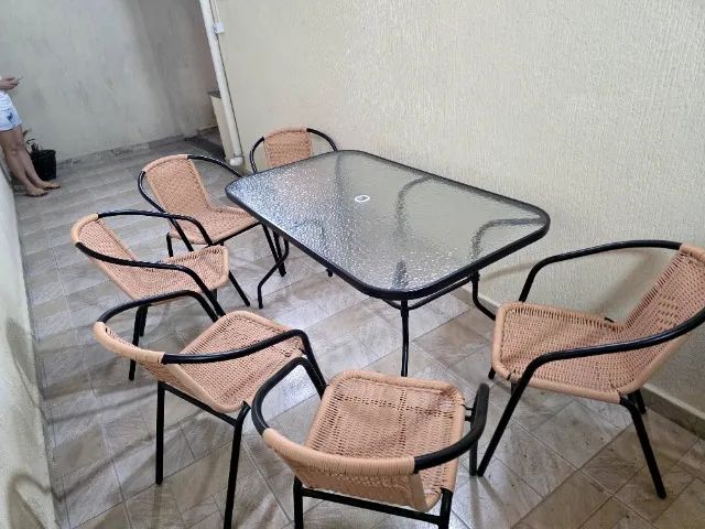 Mesa de vidro com 6 cadeiras - Foto 2