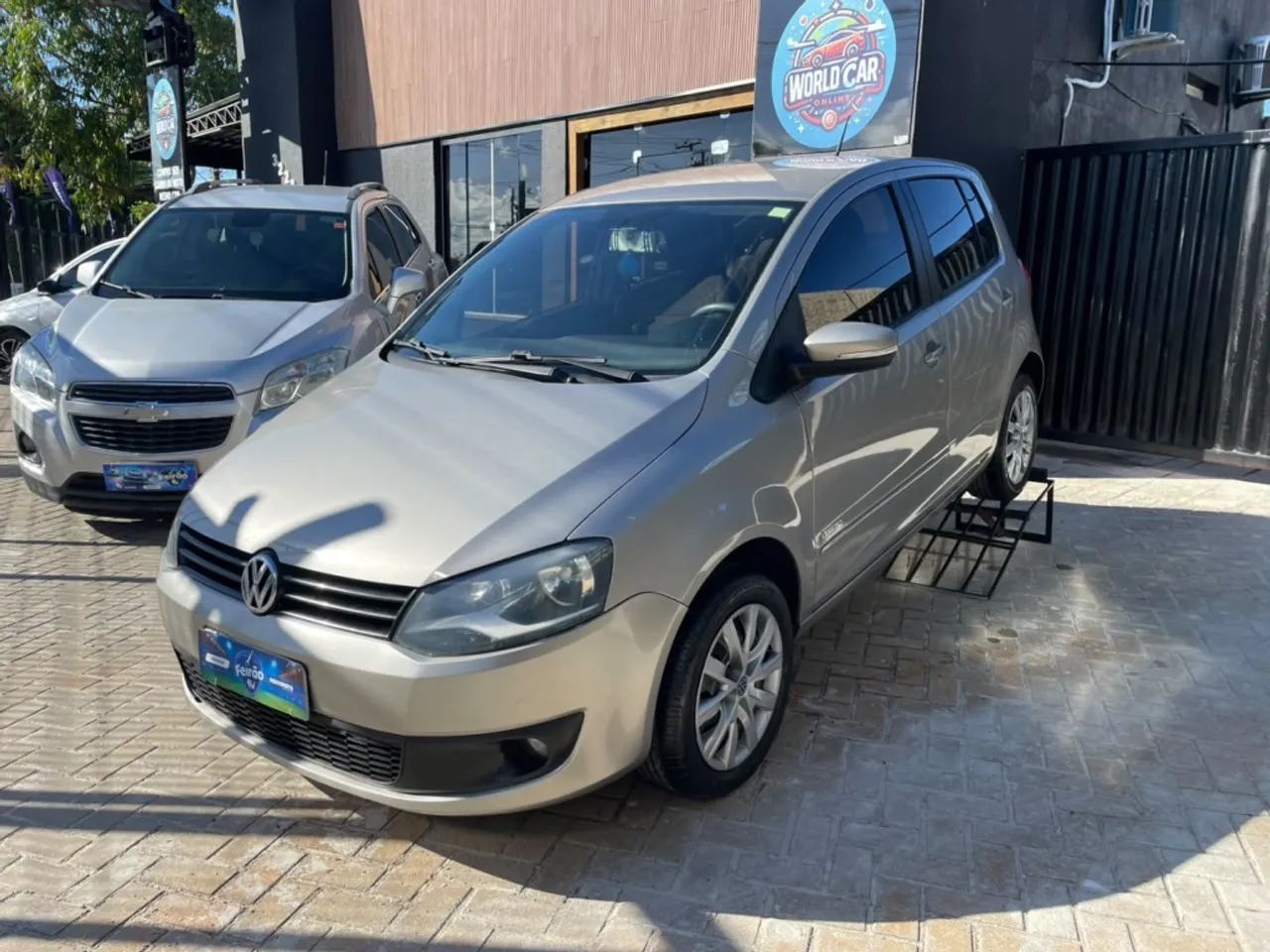 Volkswagen Fox 1.6 MI Total Flex 8V 5P 2013