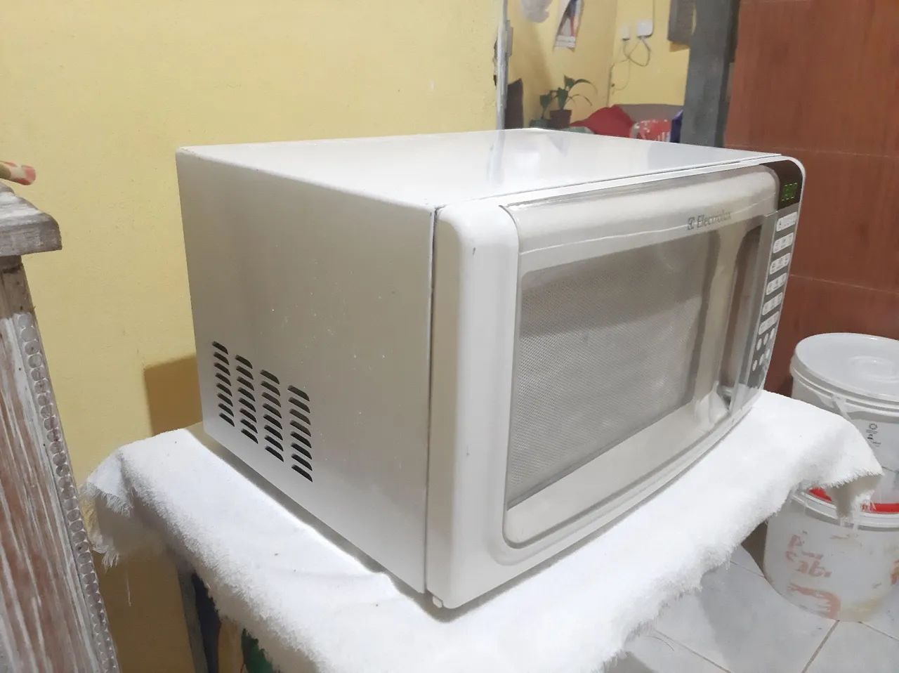 Micro-ondas Electrolux Mod. Mef41 - 31 Litros 220V - Foto 3