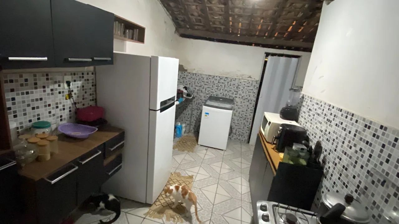 Casa Geminada à Venda - Com Suíte e Pronta para Morar! - Foto 4