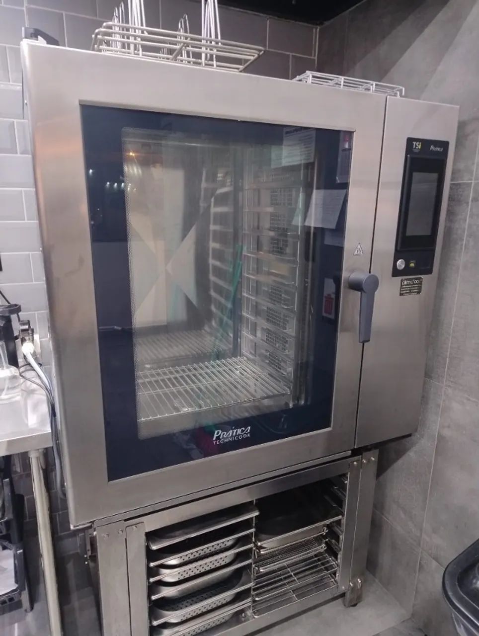 Forno Combinado Prática TSI 10 GN - 220 V