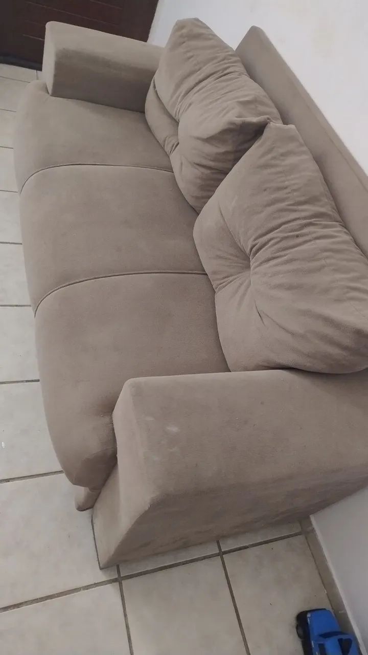 Sofá 3 lugares 