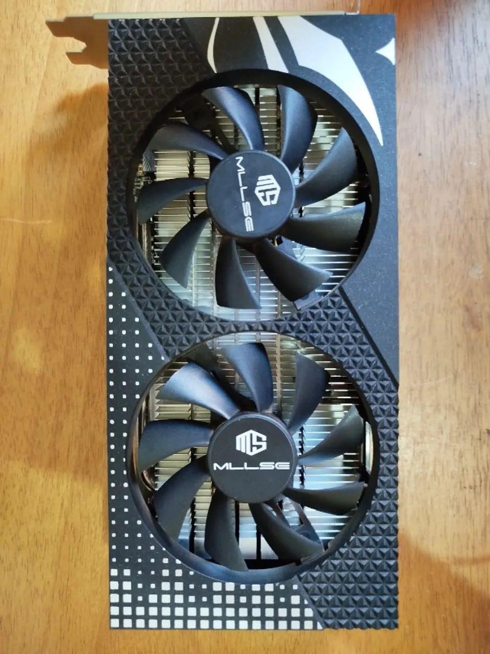 MLLSE AMD Radeon RX 580 8gb (Funcionando; Por favor, olhar descrição)