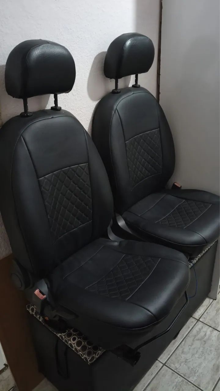 BANCO DE CARRO STRADA