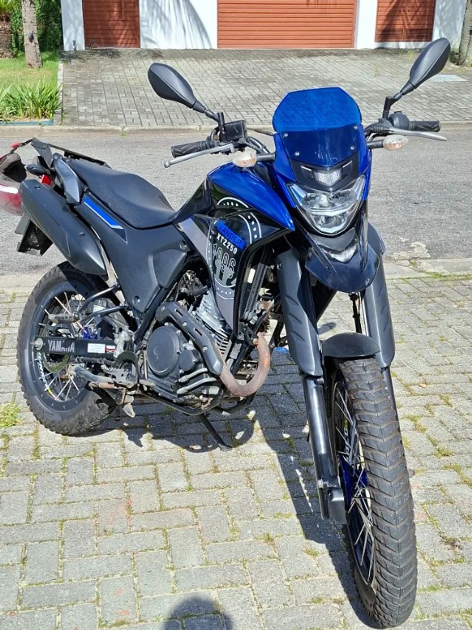 Lander 250  - Foto 2