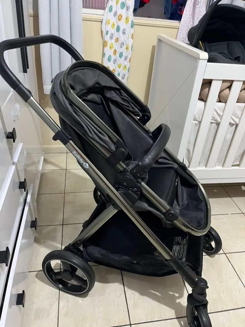 Carrinho de bebê safety discovery novo nunca usado  - Foto 3
