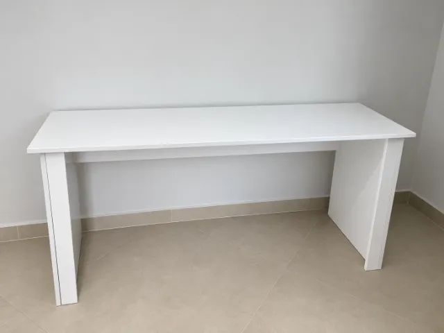 Cabeceira com criado-mudo e mesa de estudo - Foto 2