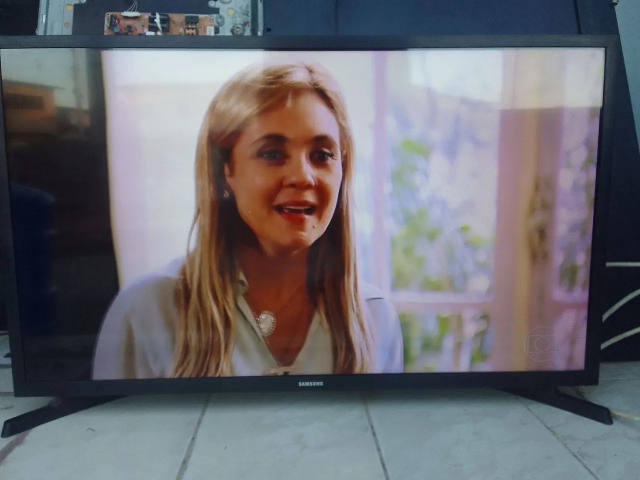 Smart TV Samsung de 32 - Foto 2