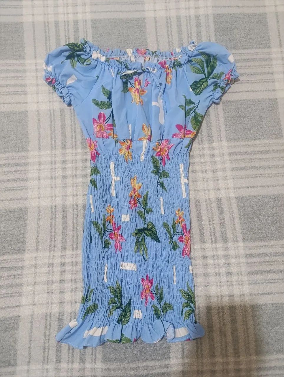 Vestido azul curto