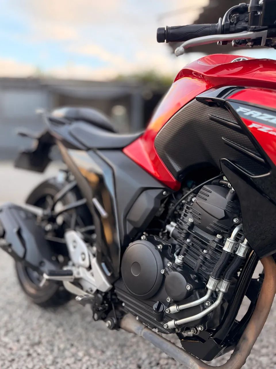 10.300KM FZ25 2024  - Foto 5