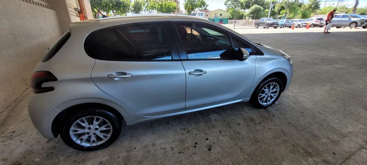 Peugeot 208 208 Active 1.2 Flex 12V 5p Mec. 2019