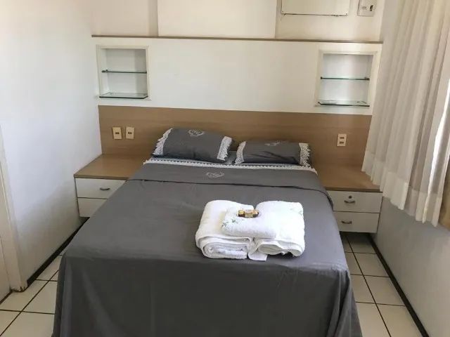 APTO. 100% MOBILIADO, MENSAL/DIÁRIA, 2 SUÍTES, VARANDA, AR, PROX. A BEIRAMAR, MEIRELES.