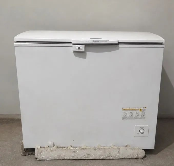 Freezer Eletrolux 1 porta H330 