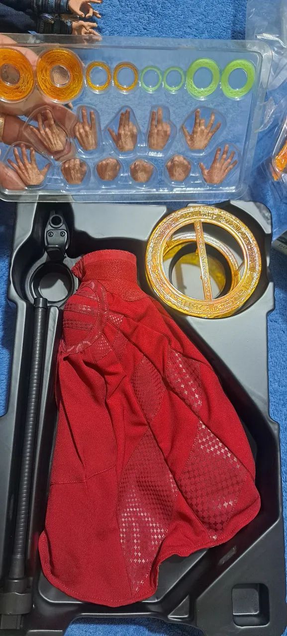 Hot toys dr estranho  IW com braços extras - Foto 5