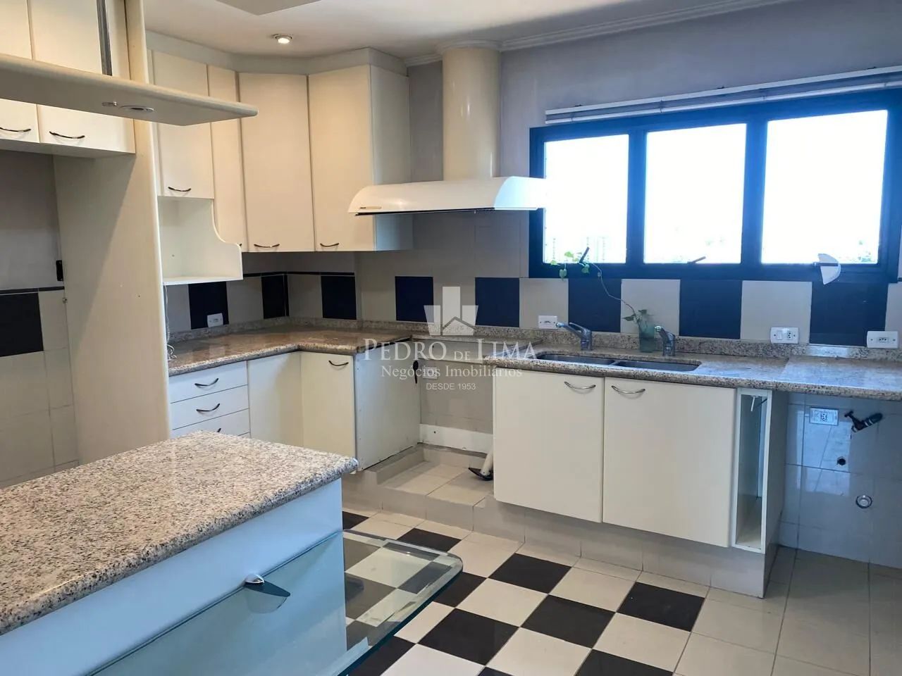 Apartamento na Penha com 150m², 4 Dormitórios, 2 Suítes e 2 Vagas - Foto 4
