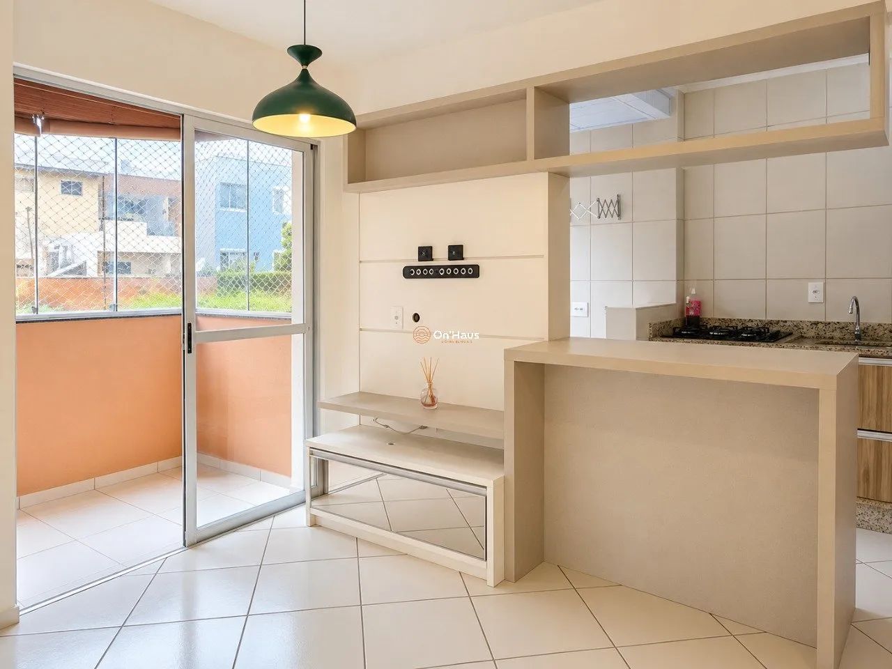 Apartamento com 2 Dormitorios á venda - com 56m2 - Foto 4