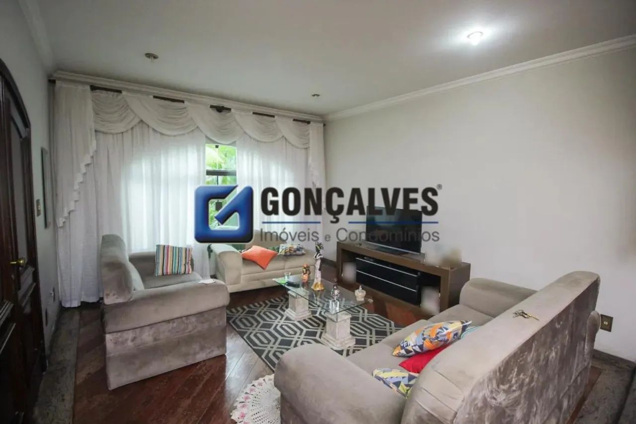 SOBRADO COM 4 DORMITORIOS SENDO 2 SUITES NO BAIRRO PARQUE INDUSTRIARIO- Santo André/SP - Foto 5