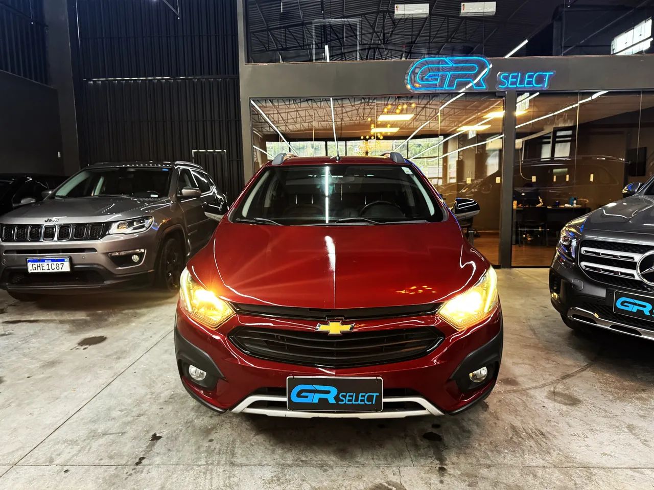 Chevrolet Onix Activ 1.4 8V Flex Aut. 4P 2018 - Foto 3