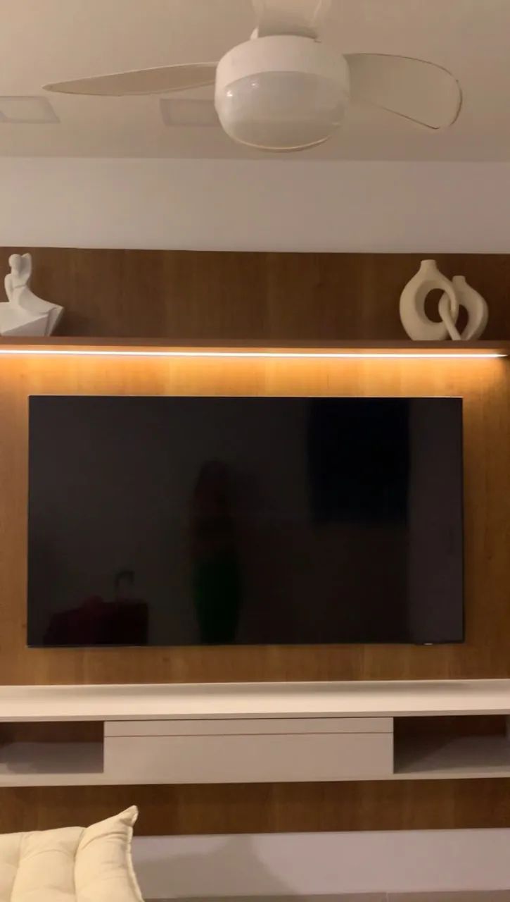 NOVO! Painel madeira MDF com led, até 75 polegadas  - Foto 2