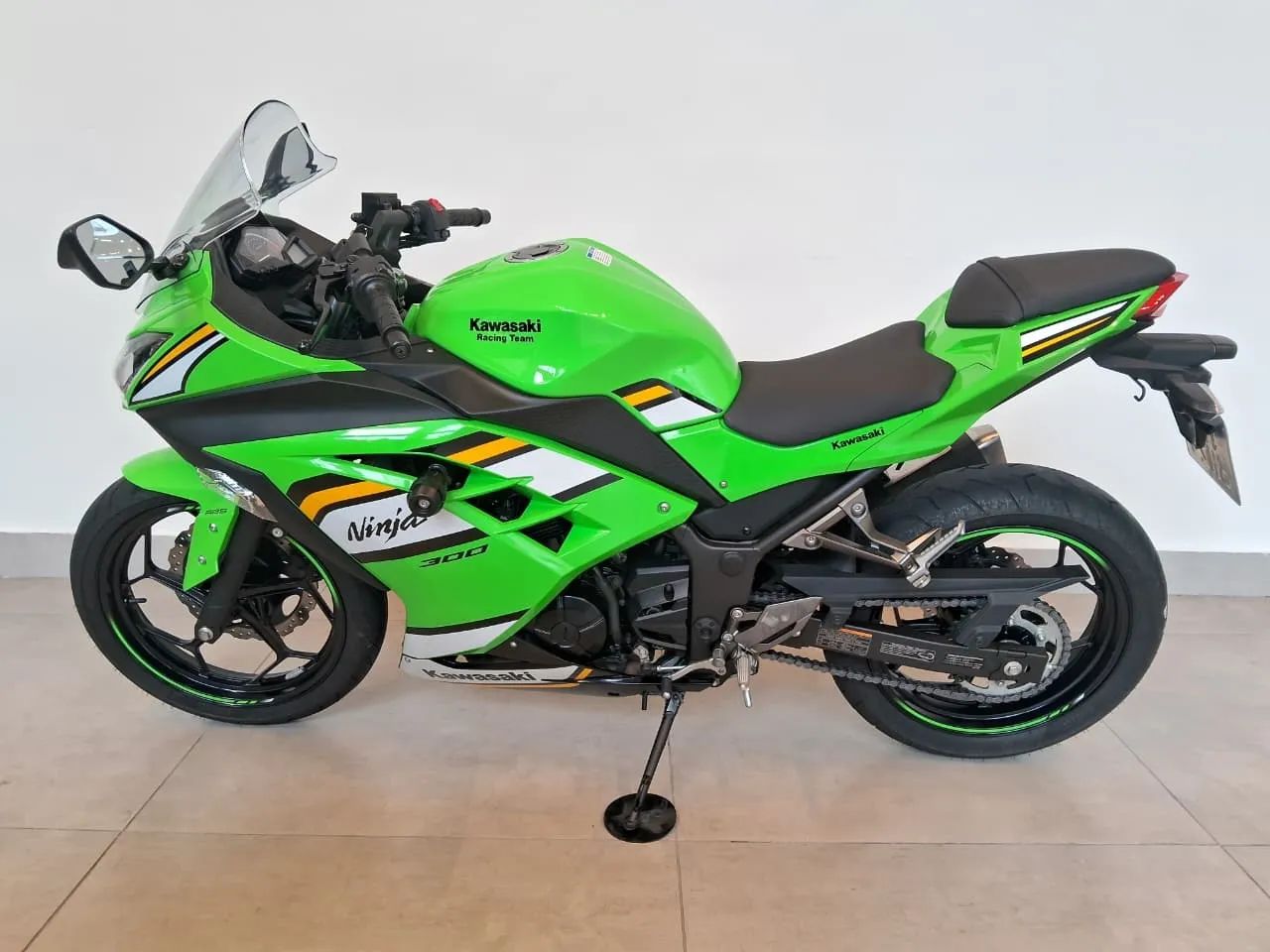 Kawasaki NINJA 300 - Foto 4