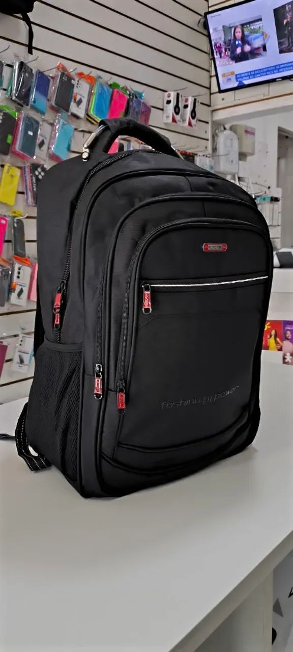 Mochila Grande e Reforçada - Espaço para Notebook