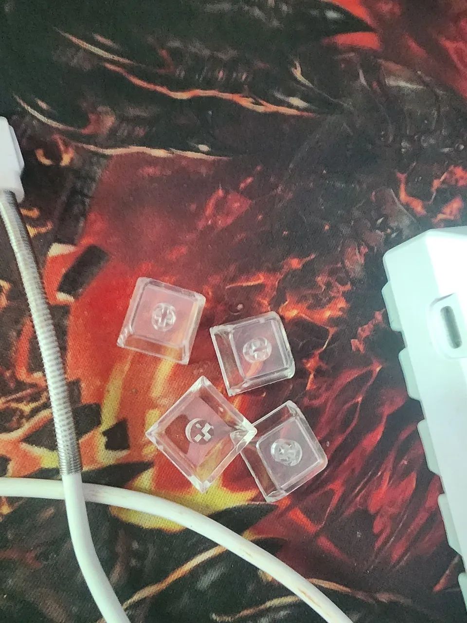 Teclado mecânico husky blizzard 60% branco (usado) COM FIO - Foto 5