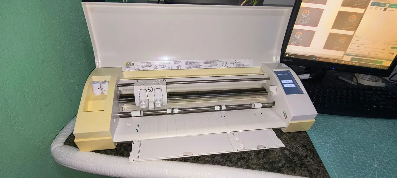Silhouette cameo 4 Rosa - Periféricos e Acessórios de Computador