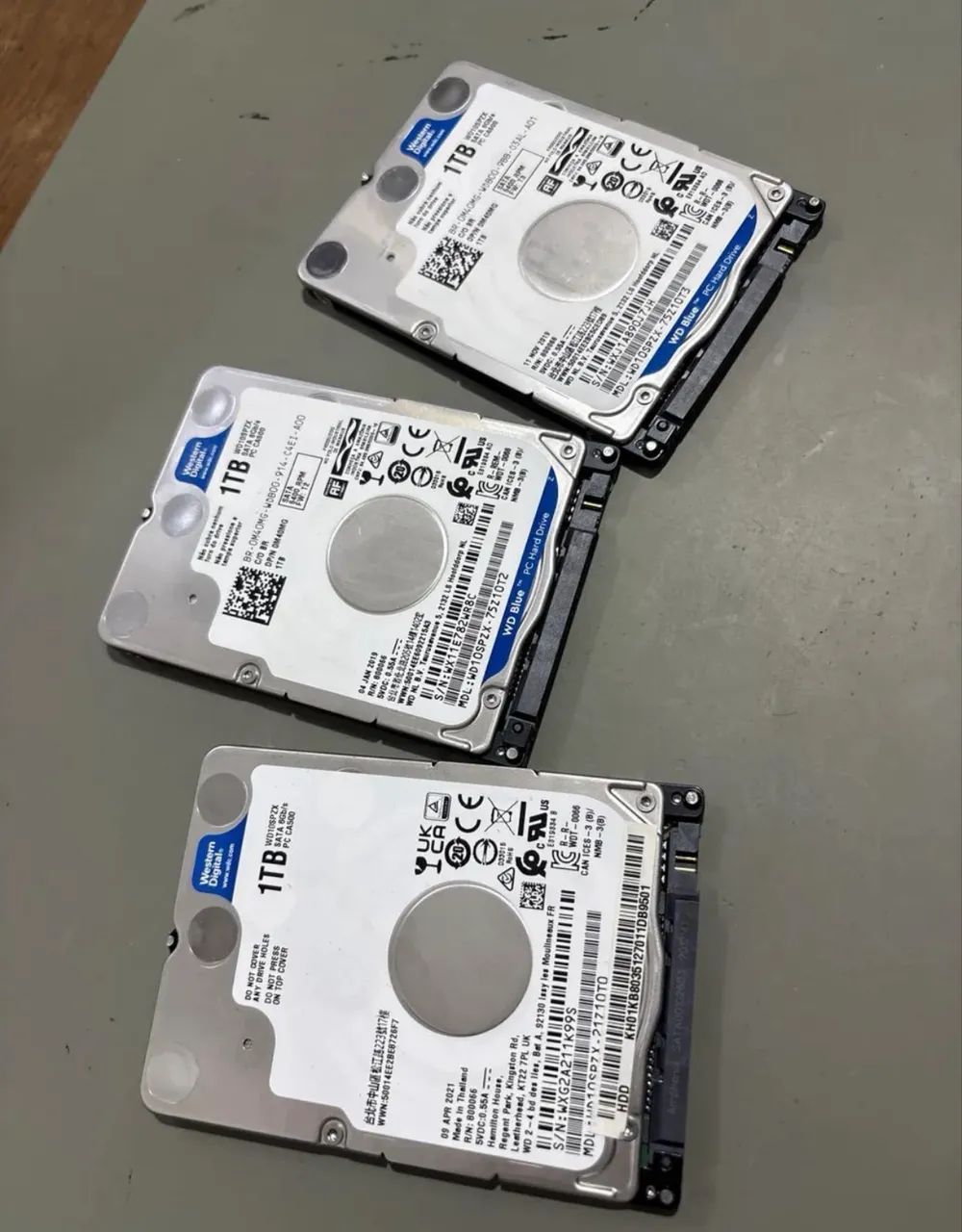3 peças de hd 1tb