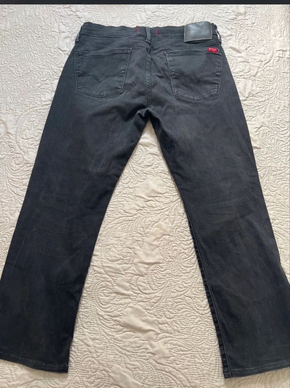 CALÇA JEANS PRETA GUESS ORIGINAL - Foto 3