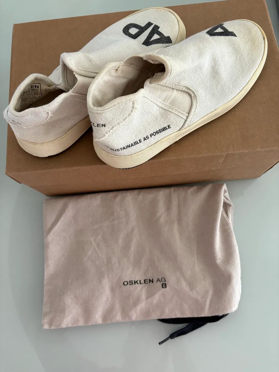 Tênis Osklen off white 35 feminino - Foto 4