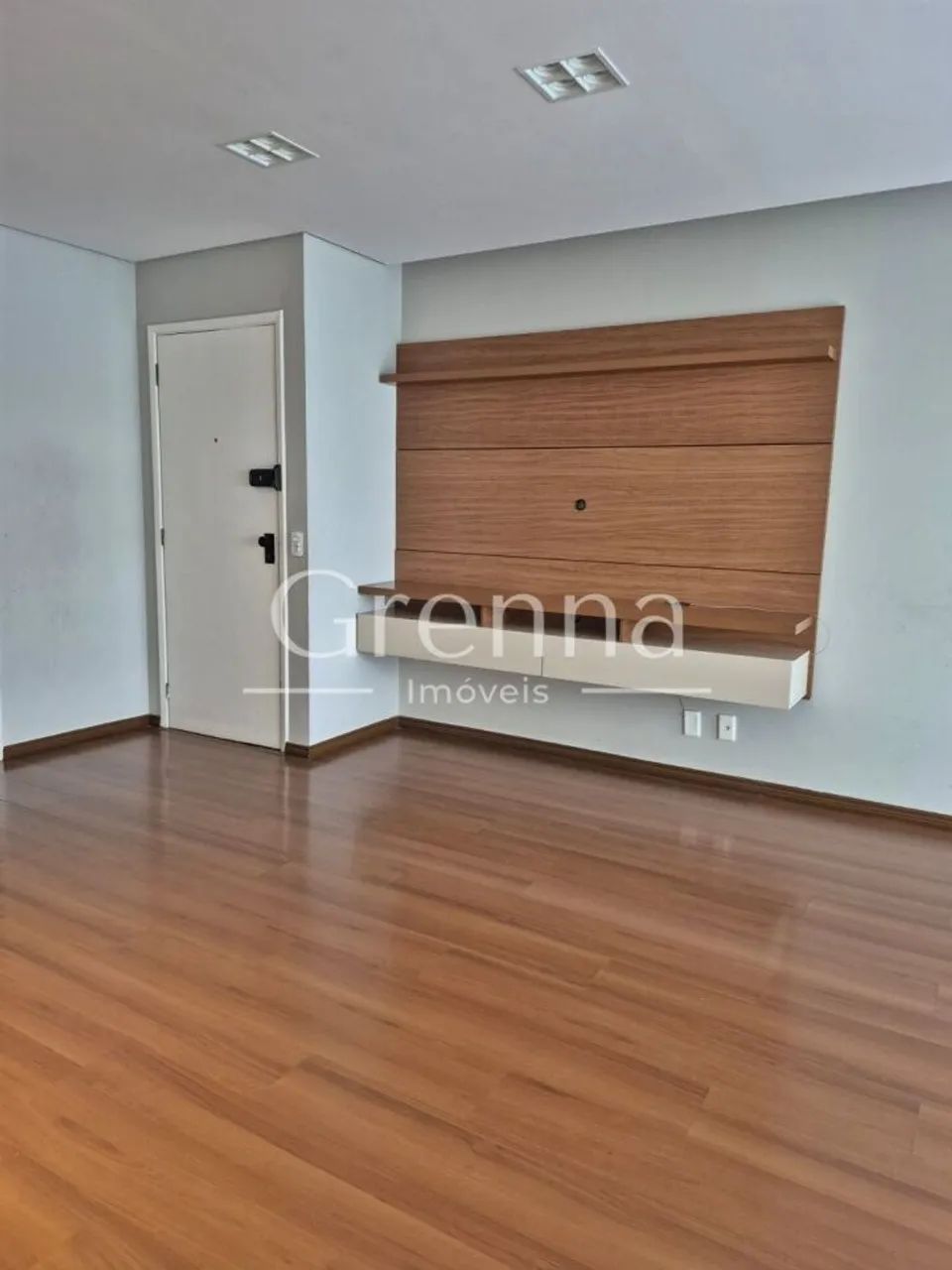 Apartamento para locação com 110m² em Moema Sp