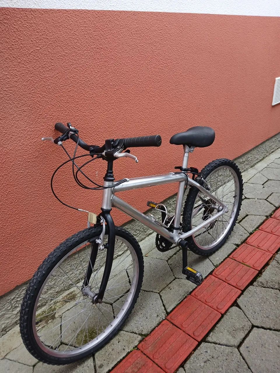 Bicicleta ALUMÍNIO  - Foto 3