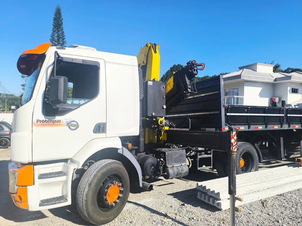 VOLVO VM 310 + MUNCK HYVA 2022 - PRONTO PARA TRABALHA - Foto 7