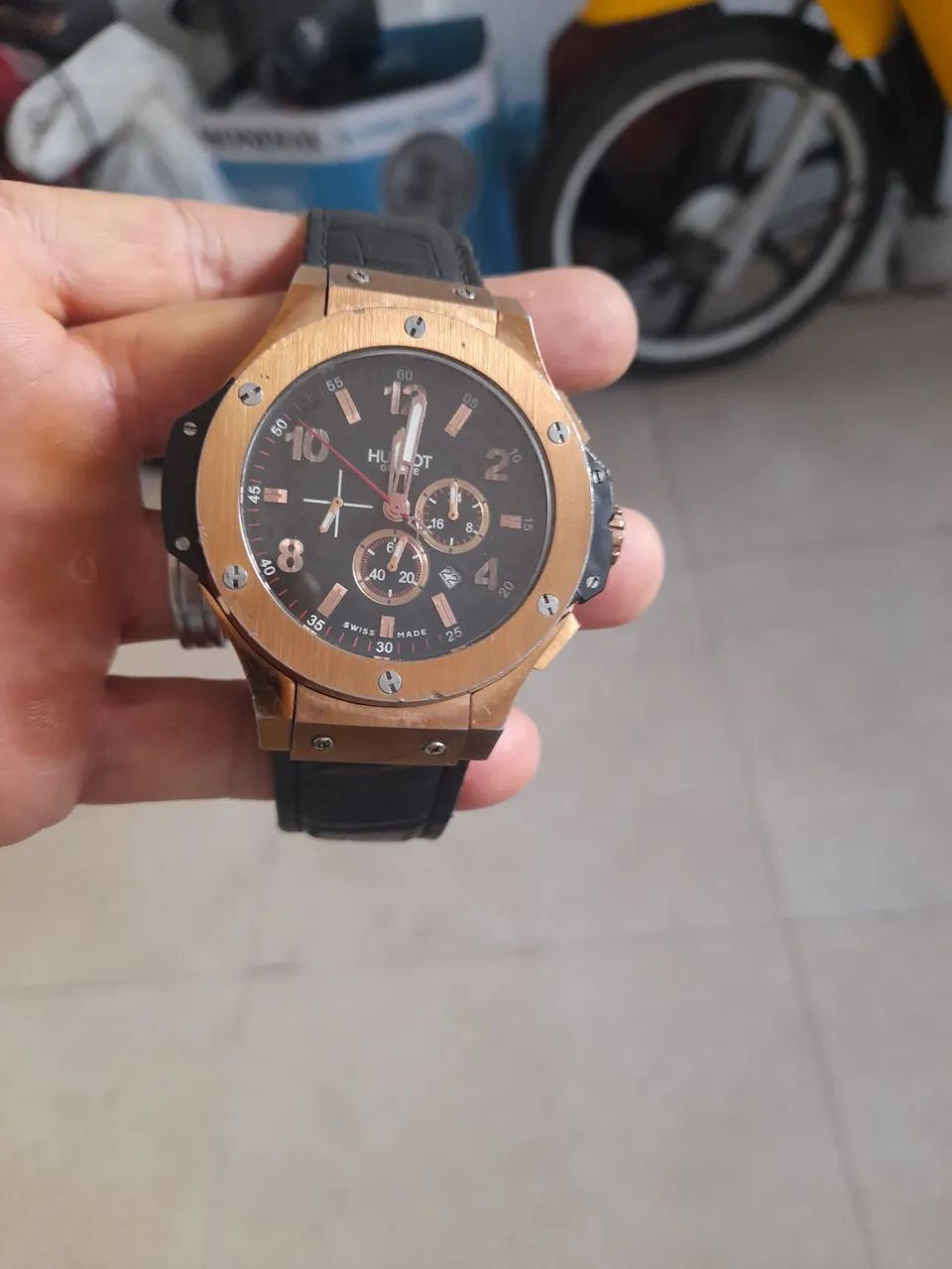 Vendo um relógio HuBolt cronógrafo funcionando perfeitamente  - Foto 5