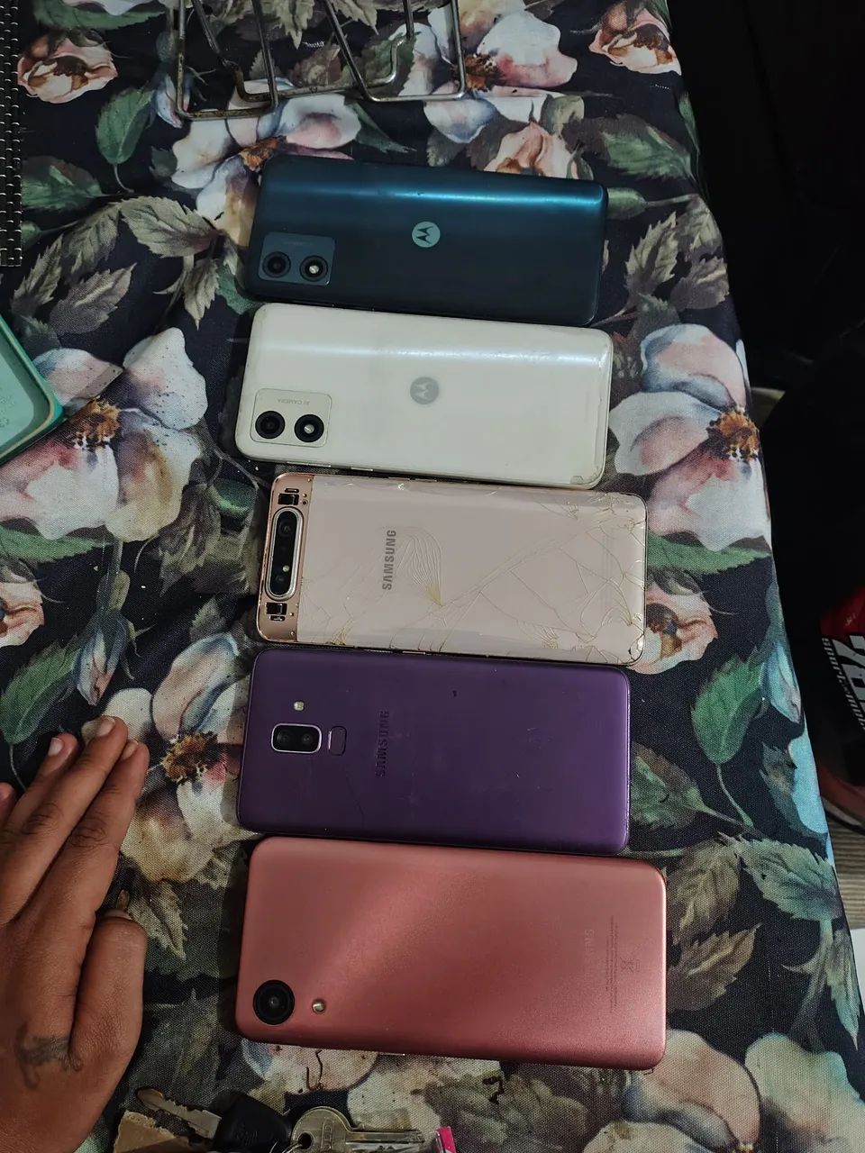 Vendo celular pra ajeitar 