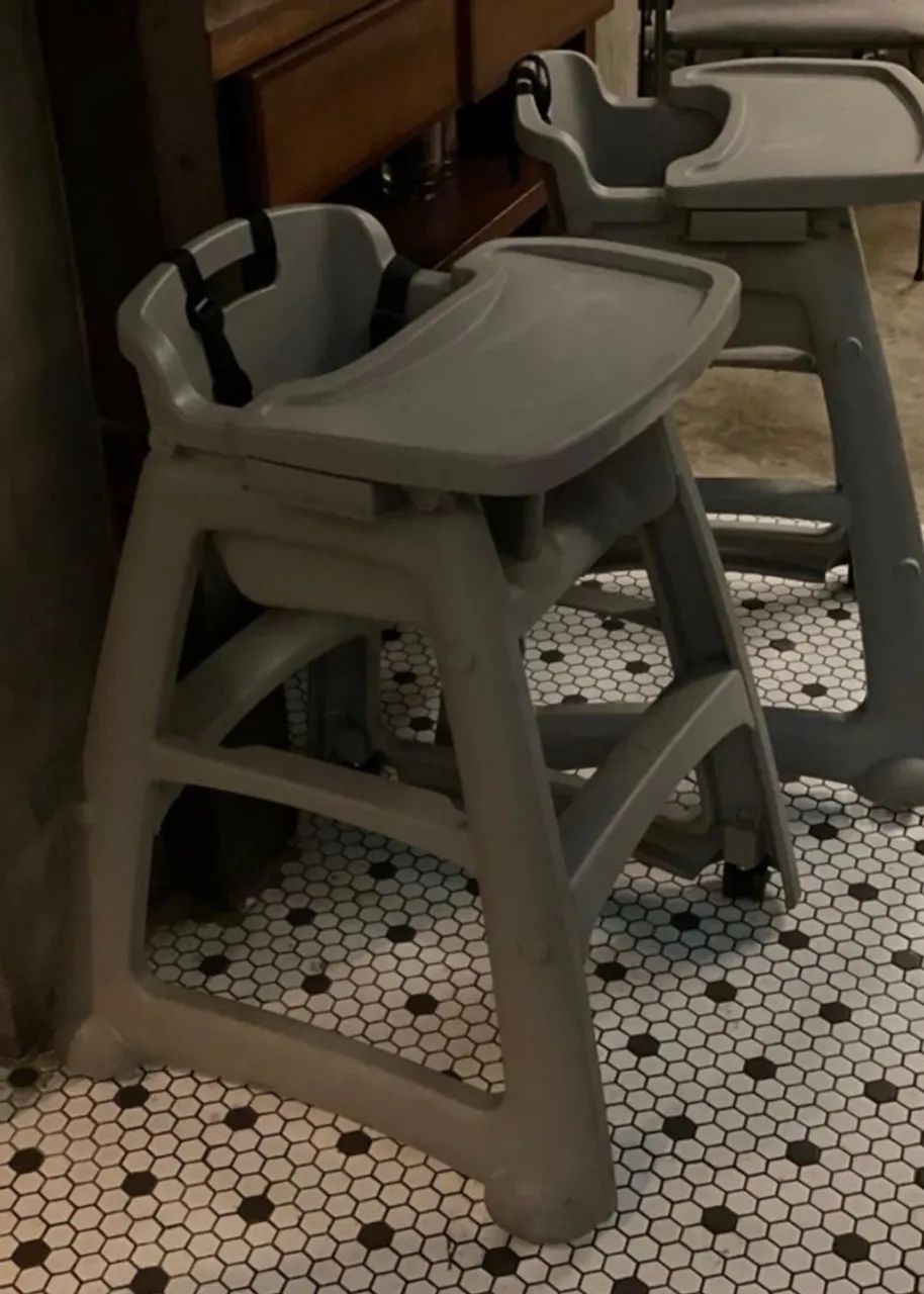 Assento de alimentação infantil - RUBBERMAID