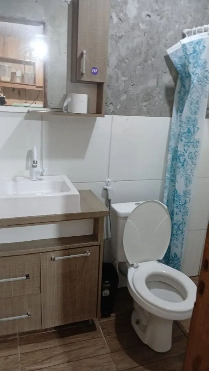 Vendo casa na av das Torres 