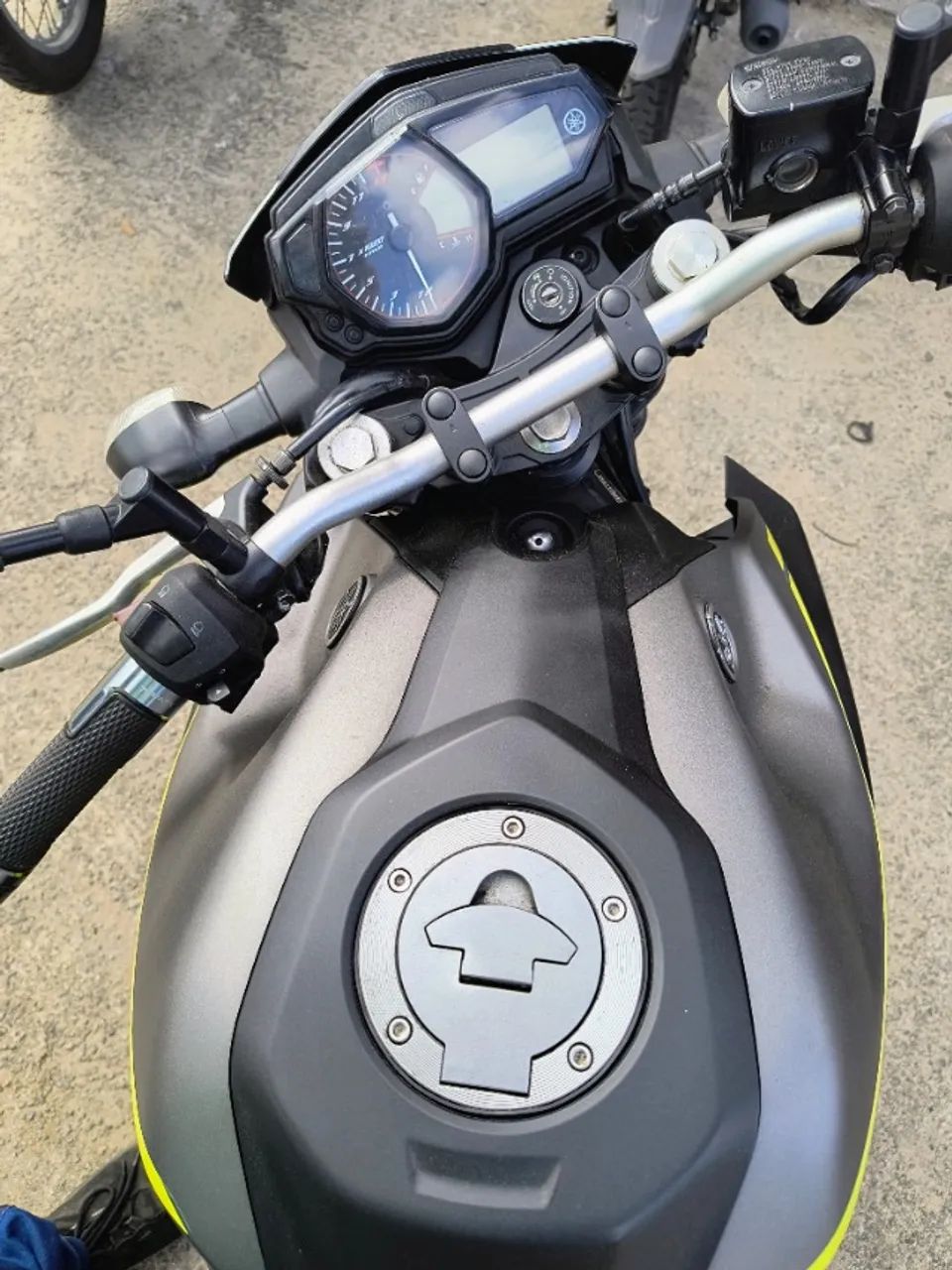 MT03 Yamaha 321 cc 2019 - Foto 4