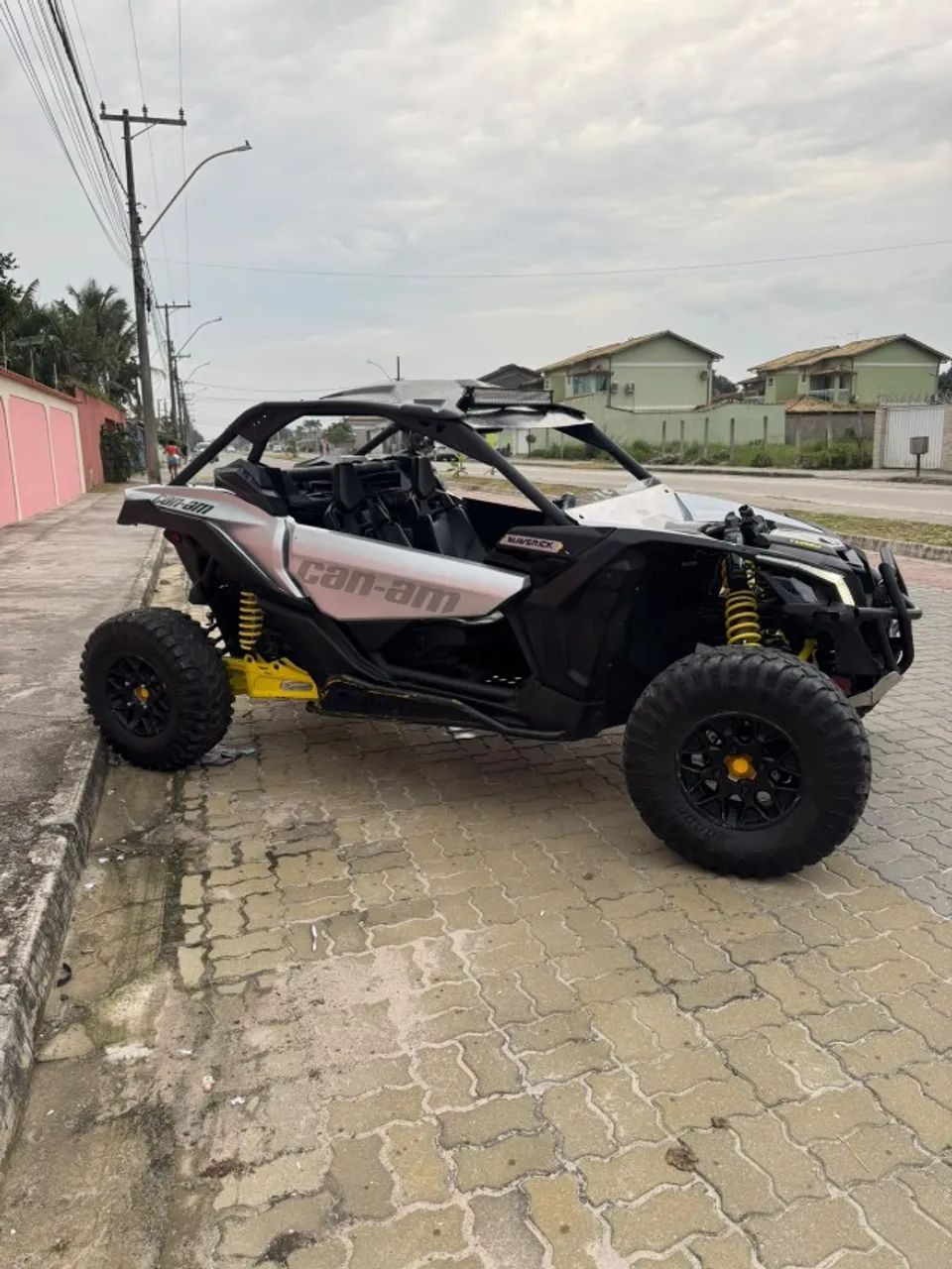 UTV MAVERICK X3 - Foto 5