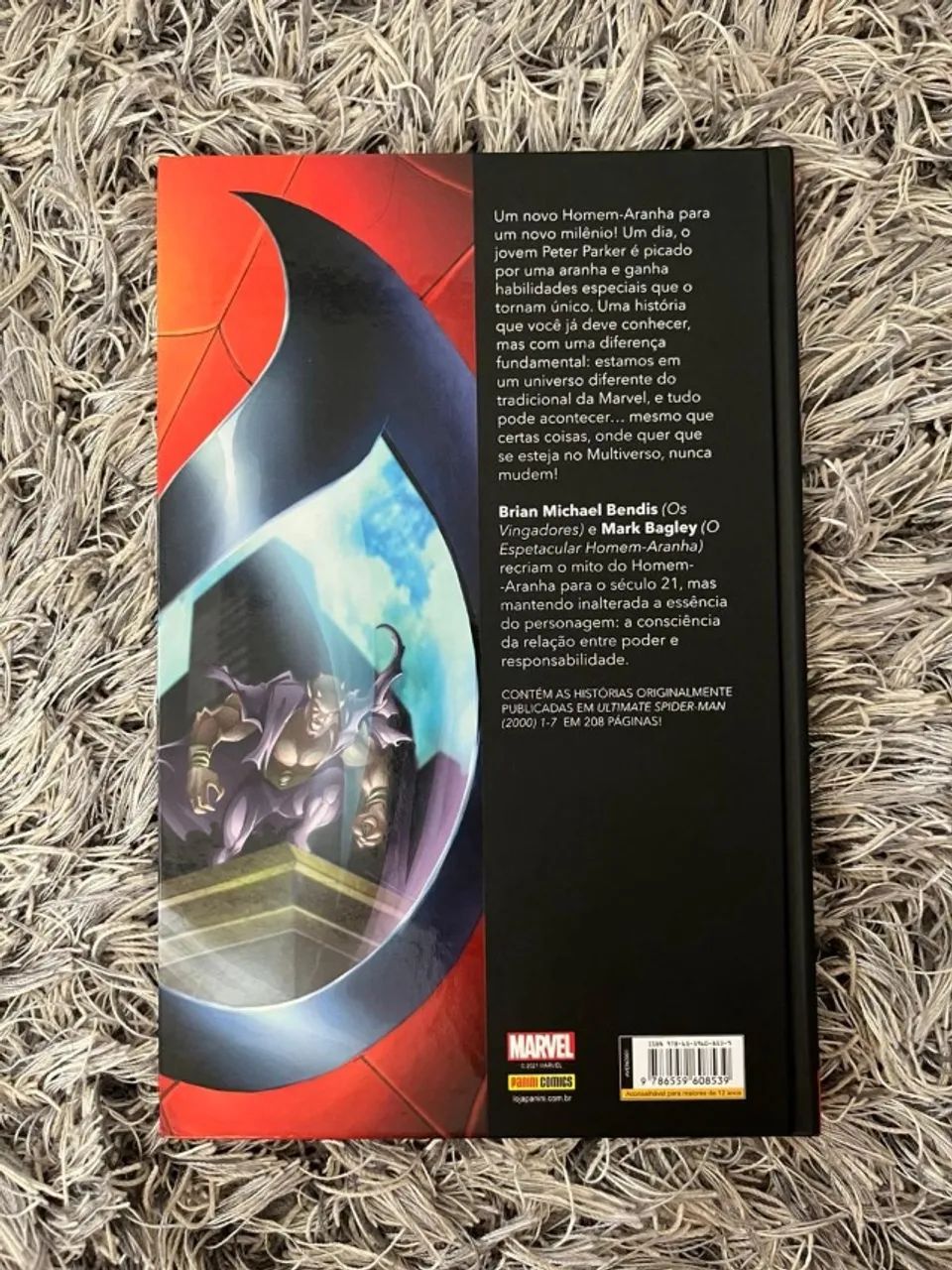 Marvel Essenciais - Ultimate Homem-Aranha de Brian Michael Bendis - Foto 2